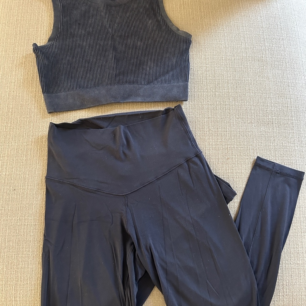 Aerie Activewear Set: leggings and top